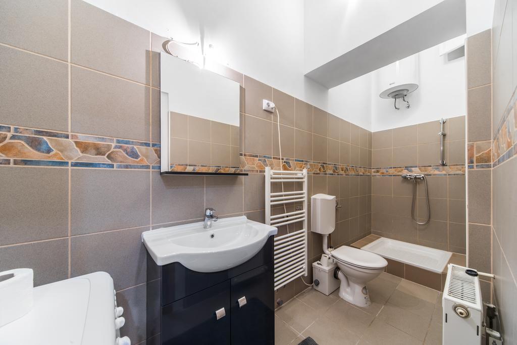 Anker Palace Apartment Budapest Eksteriør billede